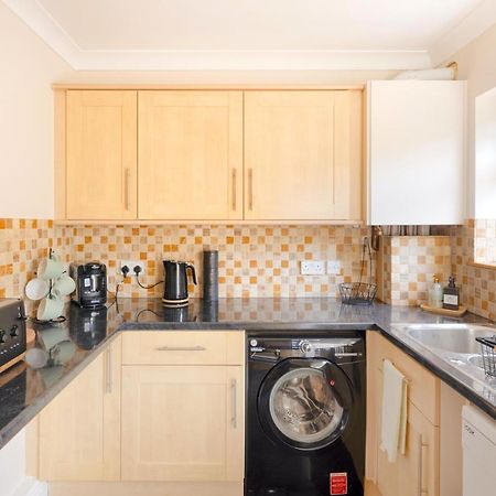 Stylish House In Wimbledon Villa London Luaran gambar