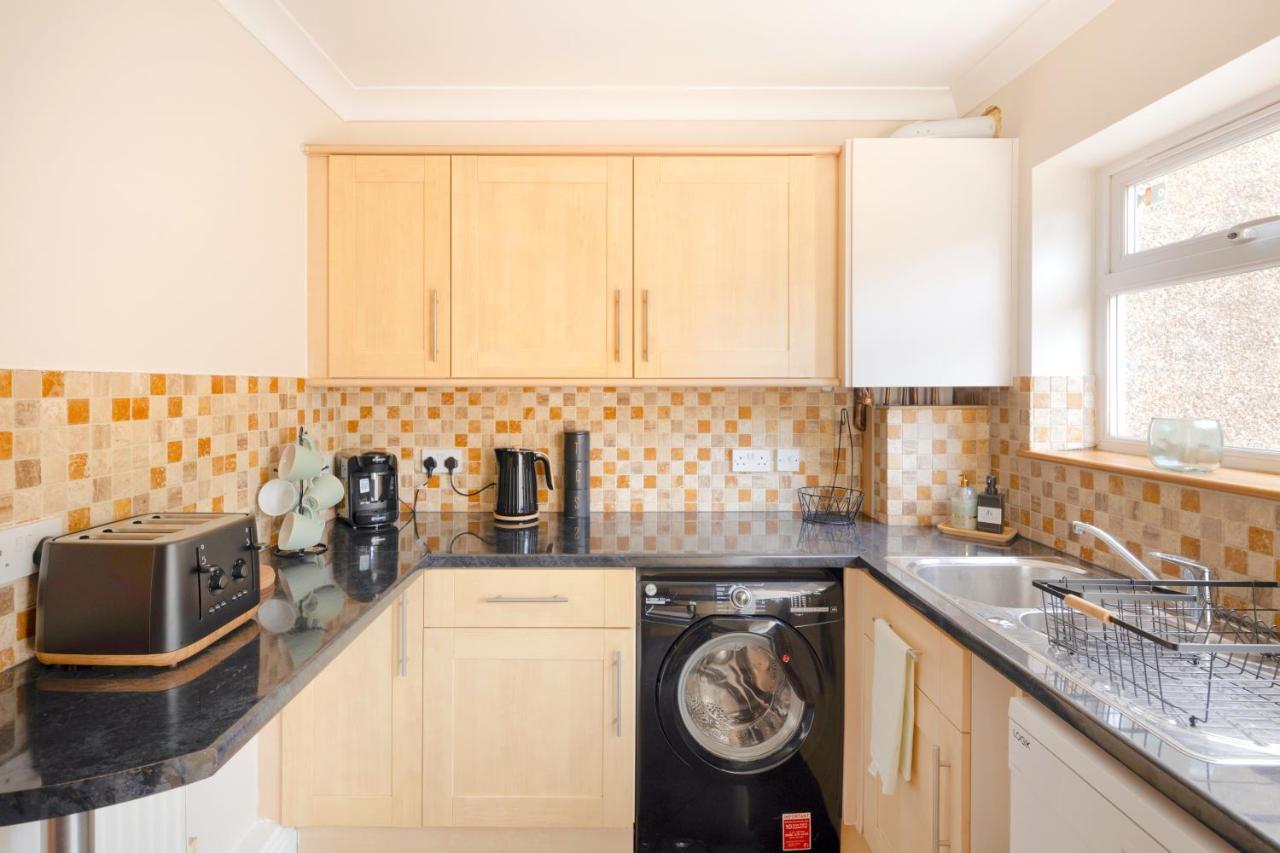 Stylish House In Wimbledon Villa London Luaran gambar
